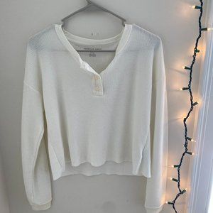 american eagle cropped sweater
